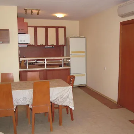 Byala Palace Apartment