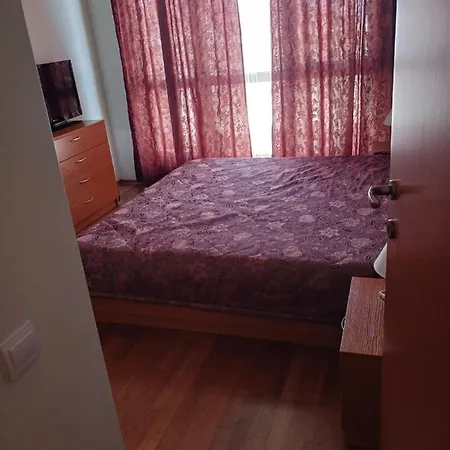 Byala Palace Apartament Beala