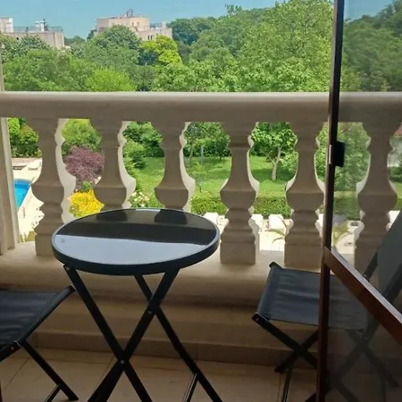 Byala Palace Apartment