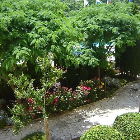 Byala Palace アパート