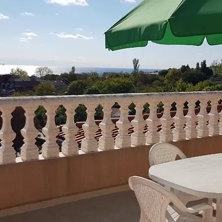 Byala Palace Apartament *