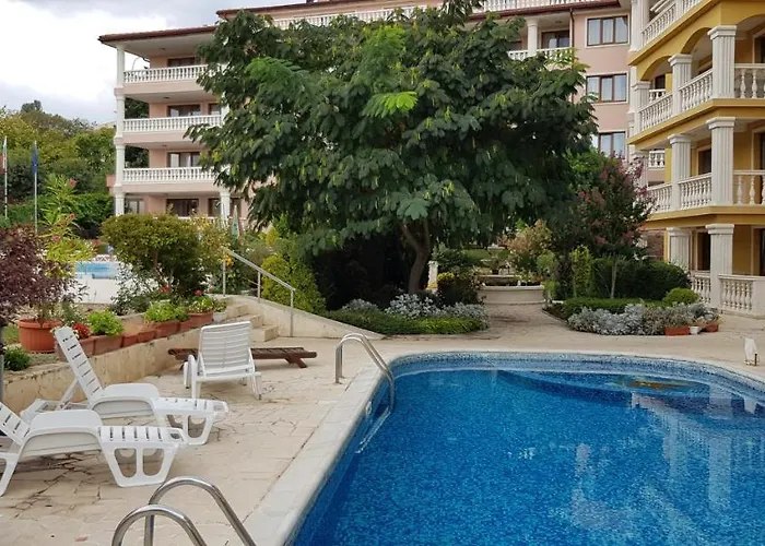 Byala Palace Apartment Byala (Varna)